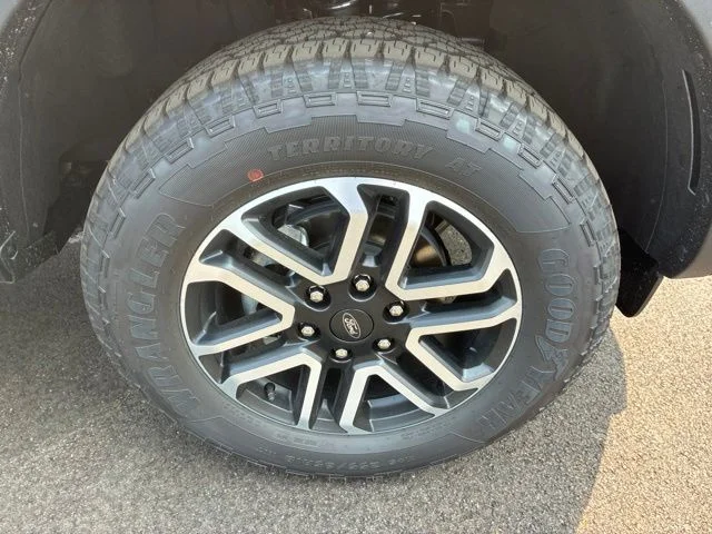 New 2026 Marsh Gray Ford Lariat® image 12