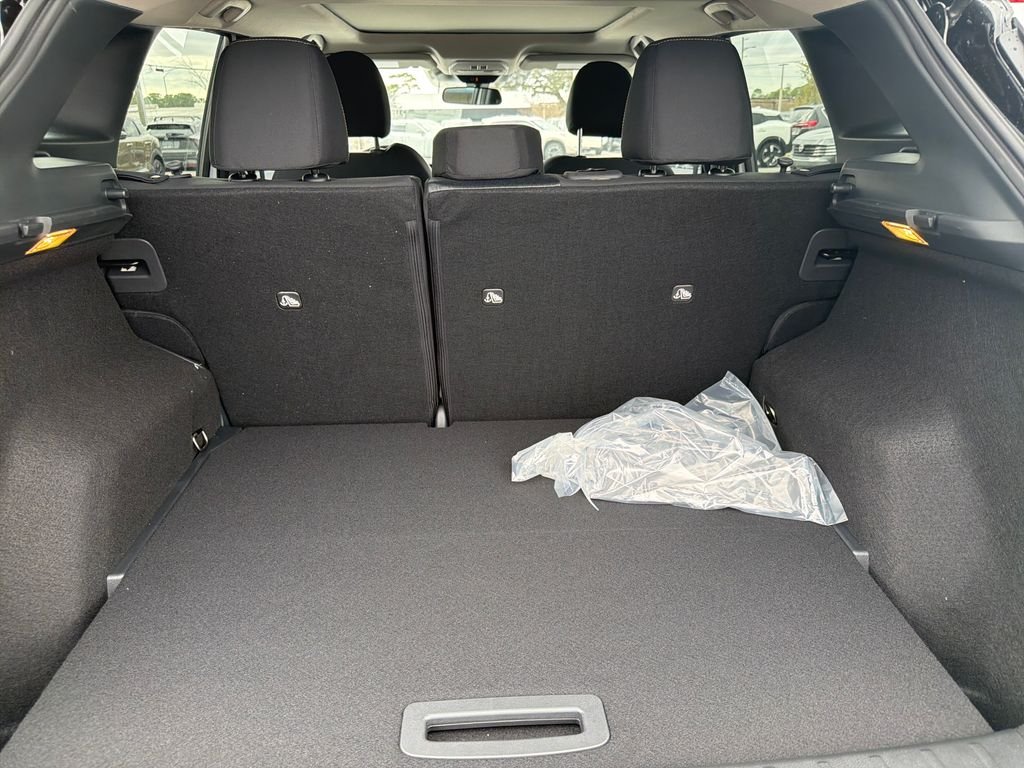 New 2026 Nissan Kicks SV 4D Sport Utility