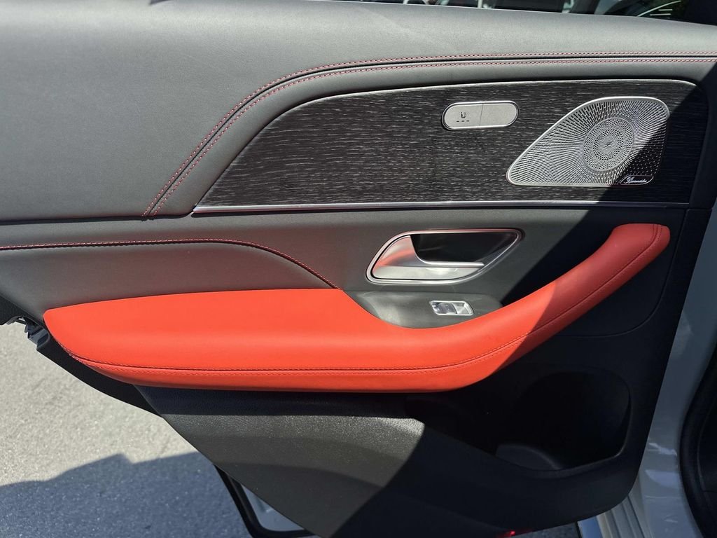 Certified Used 2025 MANUFAKTUR Alpine Gray Mercedes-Benz GLE 63 S AMG® image 16