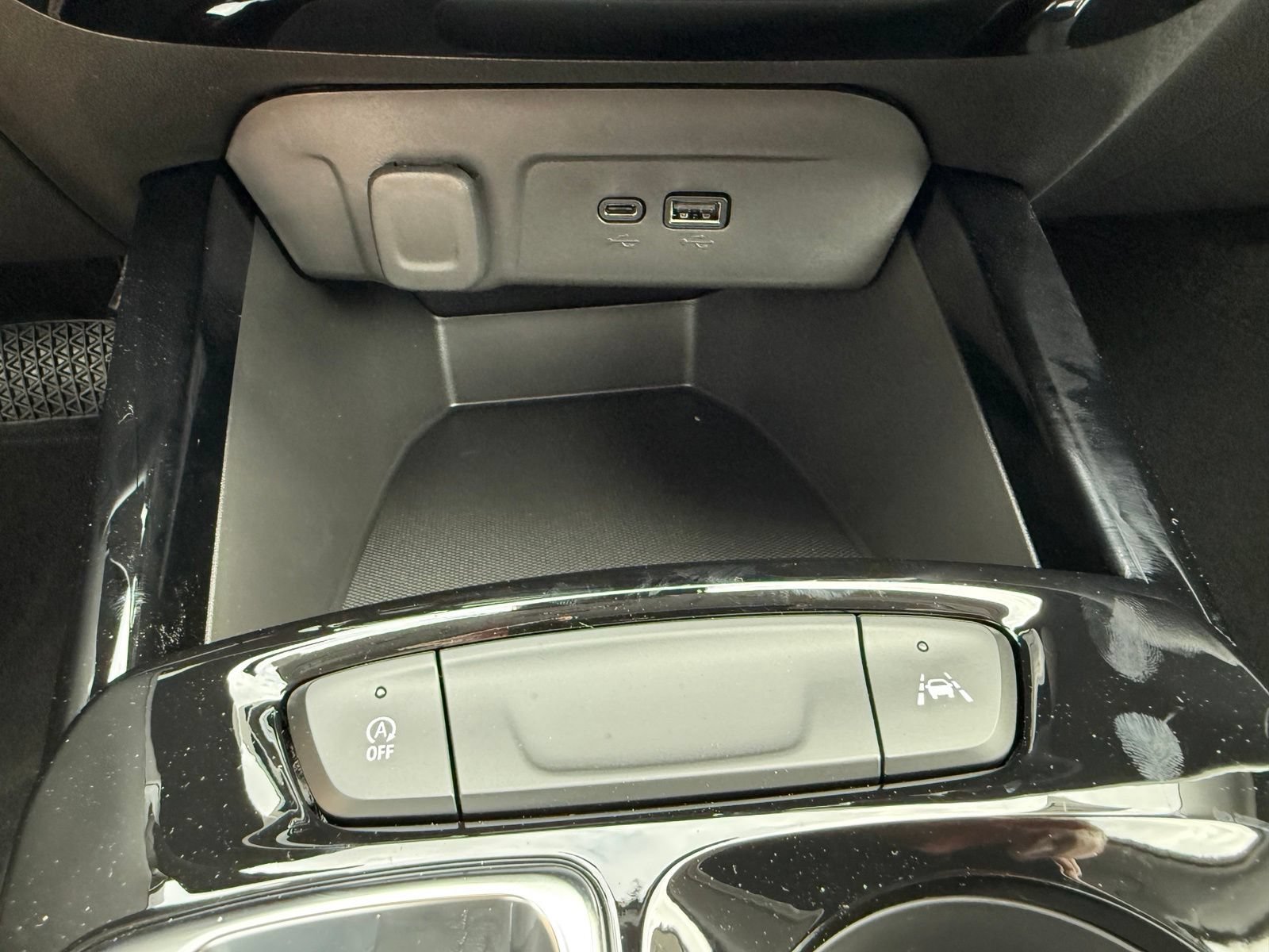 New 2026 Summit White Chevrolet LT image 26