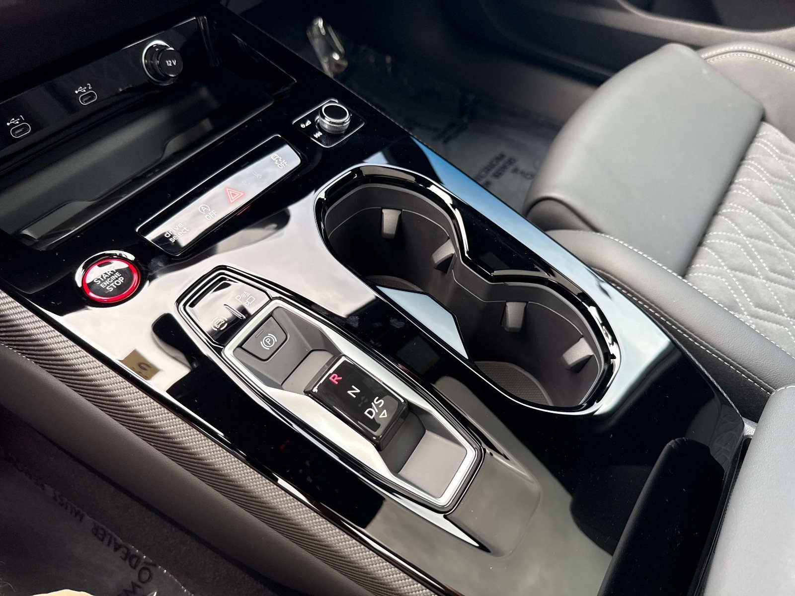 New 2026 Daytona Gray Pearl Effect Audi Premium Plus image 26