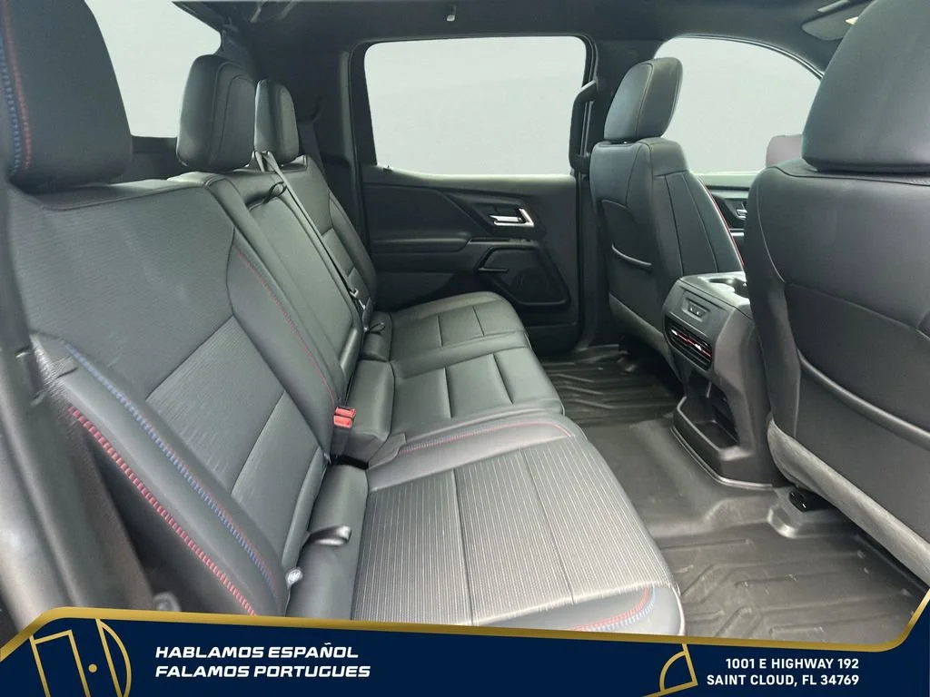 Used 2025 Black Chevrolet RST - Max Range image 28
