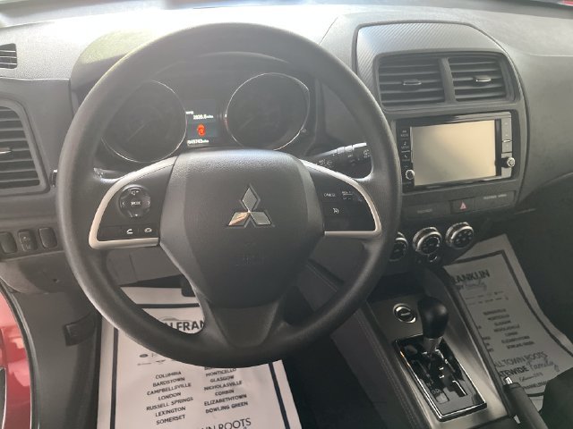 Used 2025 Black Mitsubishi  image 15