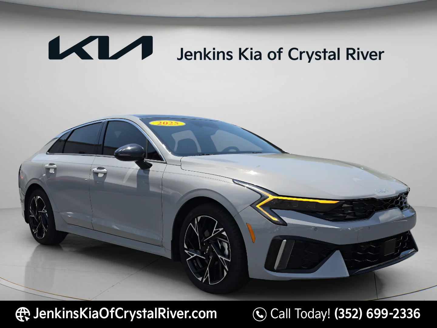 Used 2025 Wolf Gray Kia GT-Line image 1