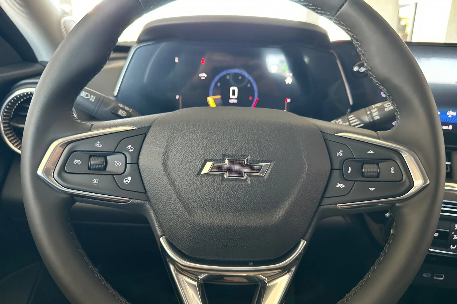 New 2026 Cacti Green Chevrolet ACTIV image 23