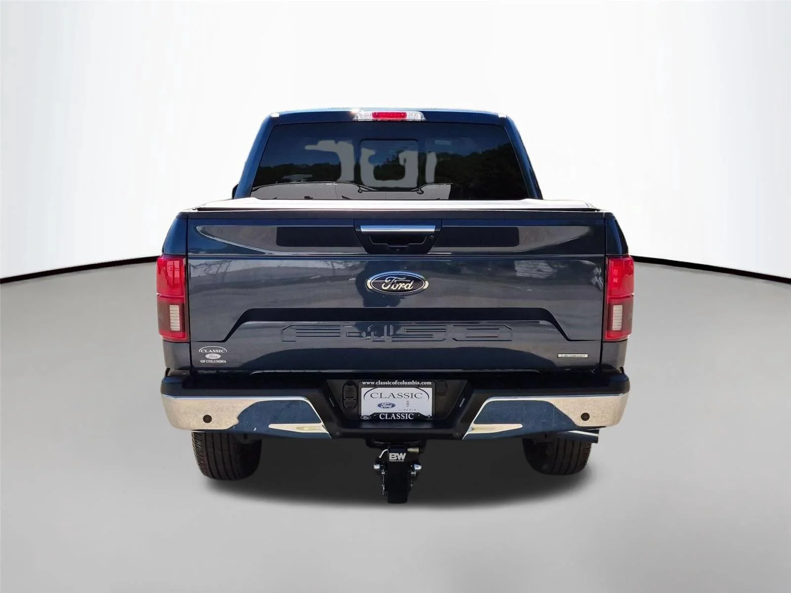 Used 2018 Blue Jeans Metallic Ford LARIAT image 4