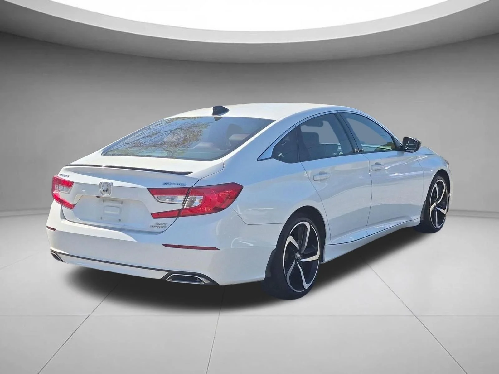 Used 2022 Platinum White Pearl Honda Sport image 5