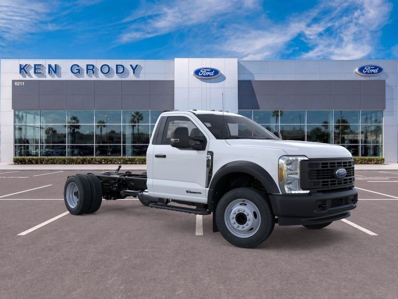 2025 Ford F-450 XL Regular Cab 169-In DRW's photo