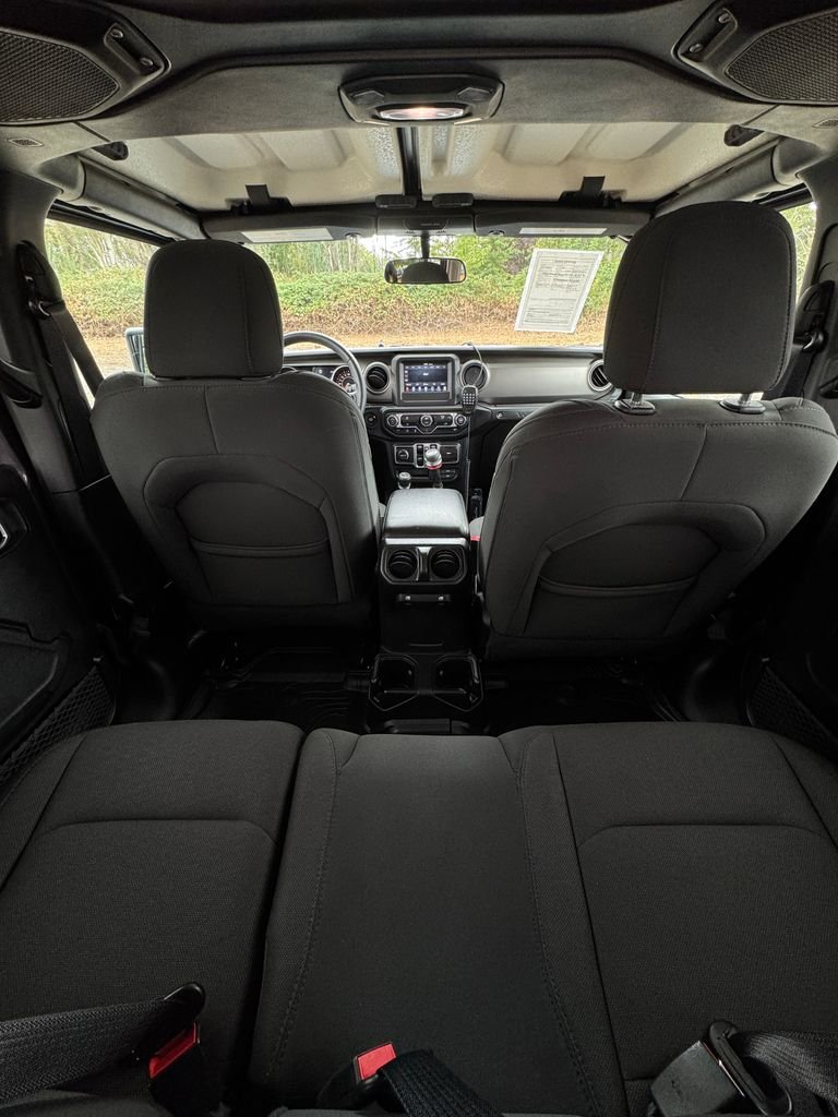 Used 2018 Granite Crystal Metallic Clearcoat Jeep Unlimited Sport S image 13