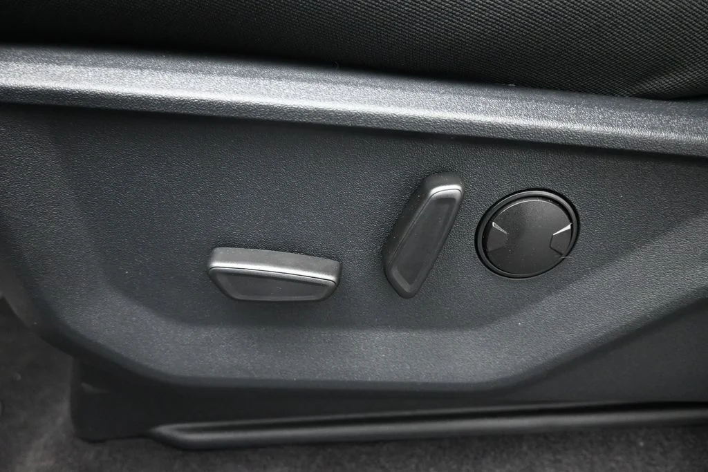 New 2026 Gray Ford XLT image 10