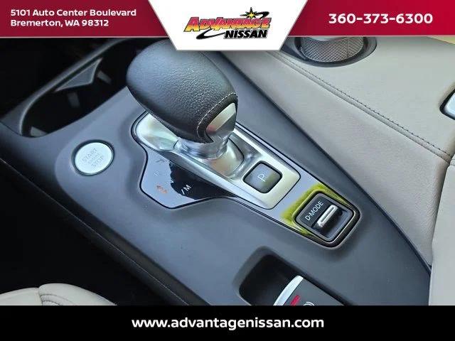 Used 2021 Black Obsidian INFINITI LUXE image 18