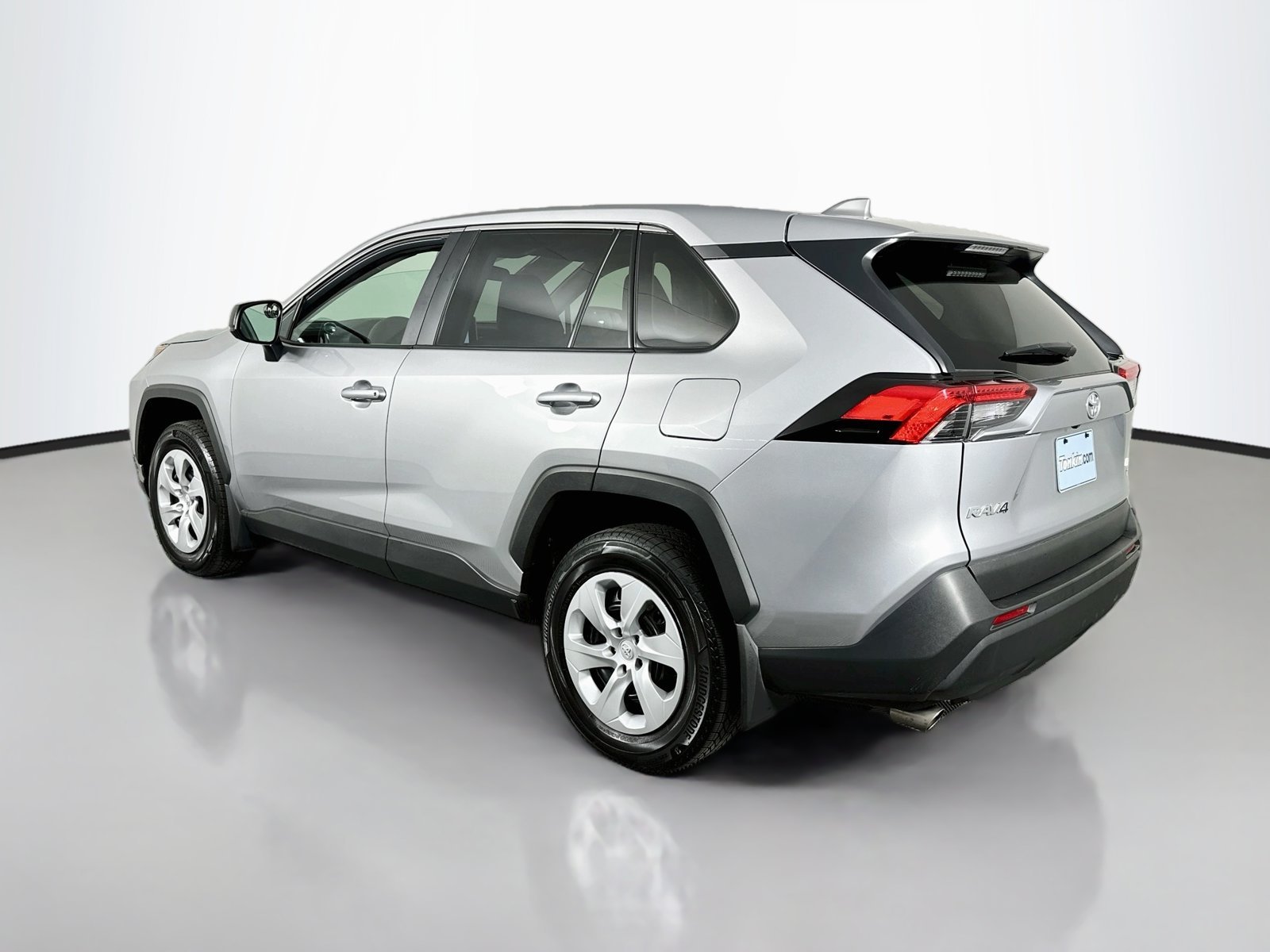 Used 2025 Silver Sky Metallic Toyota LE image 6