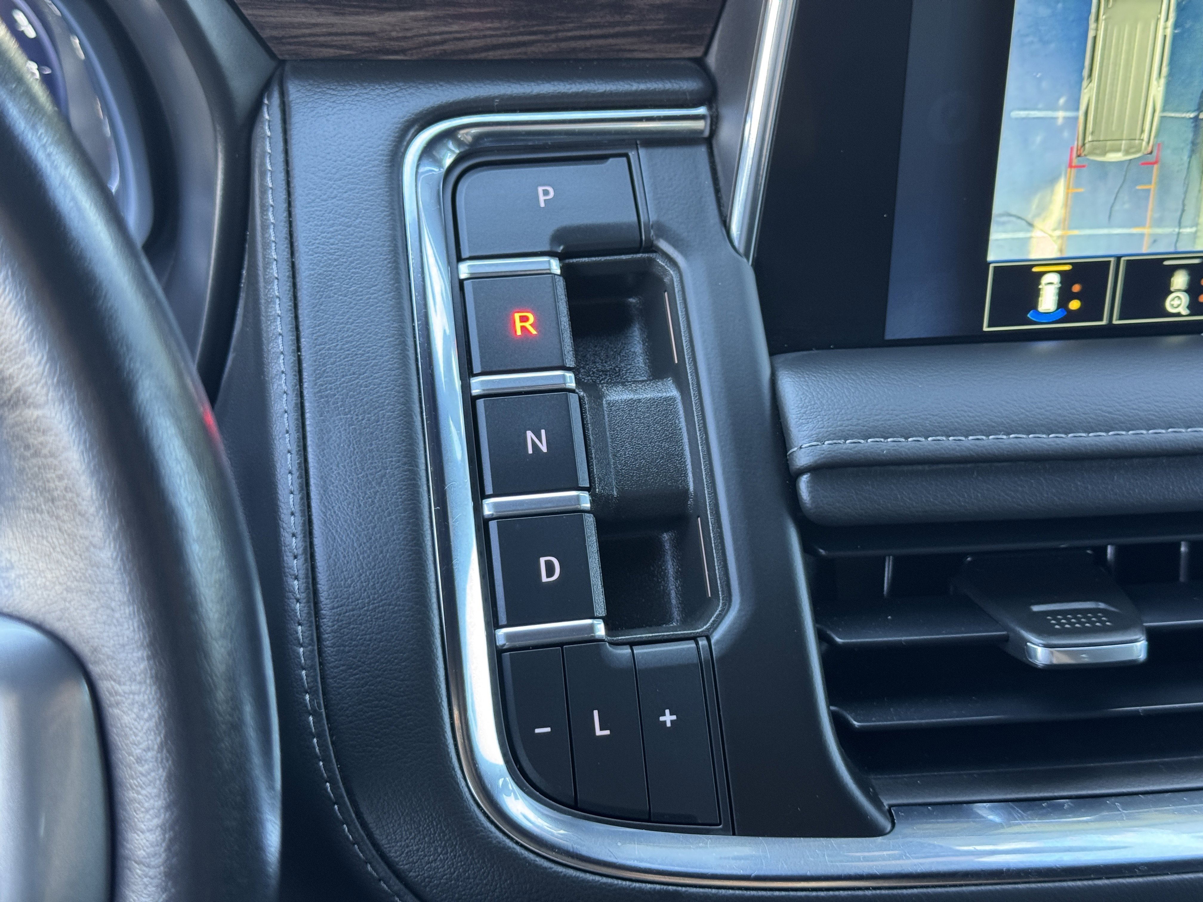 2022 Chevrolet Tahoe Z71 - Photo 29