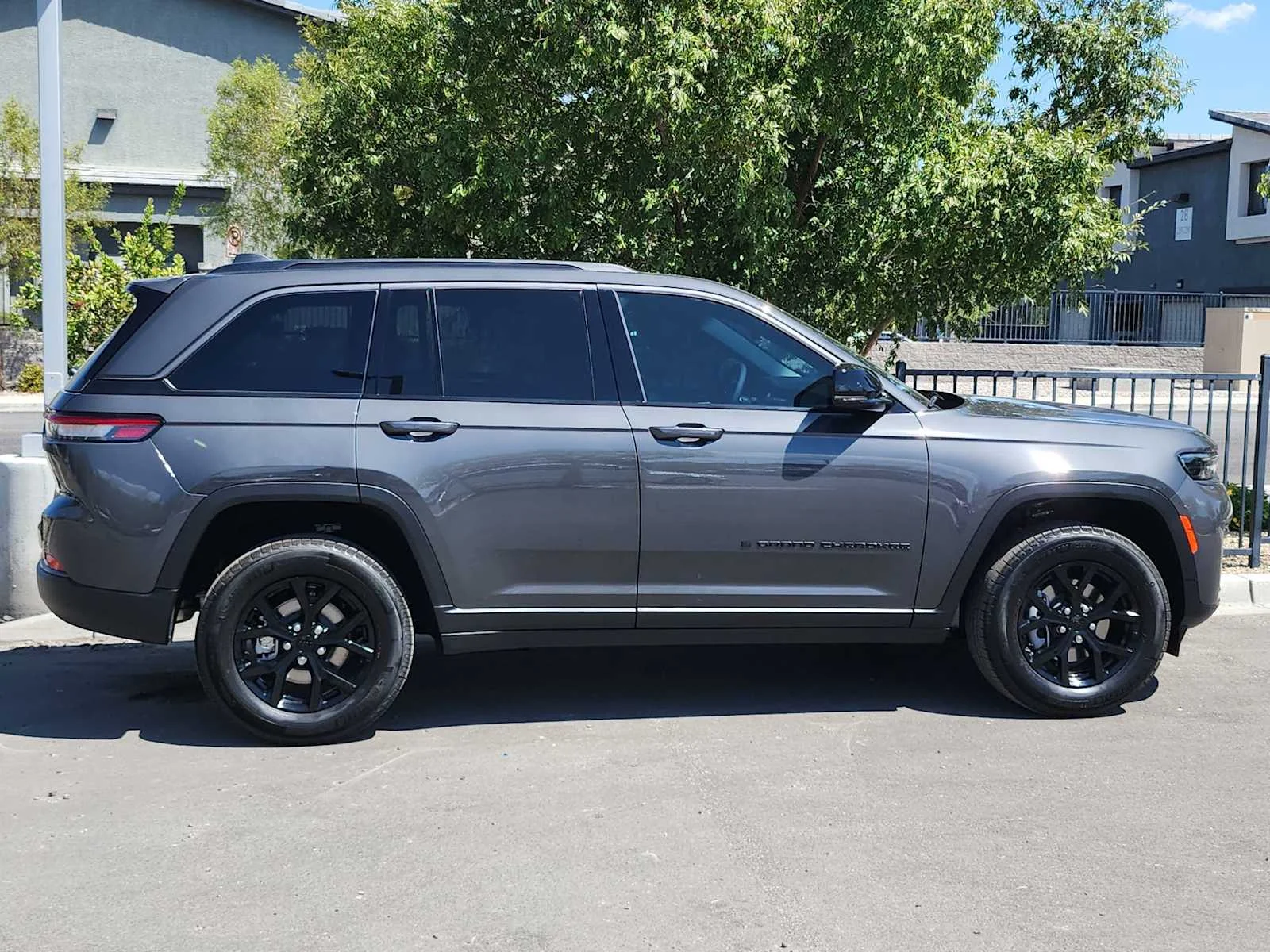 New 2026 Baltic Gray Metallic Clearcoat Jeep Laredo Altitude image 9