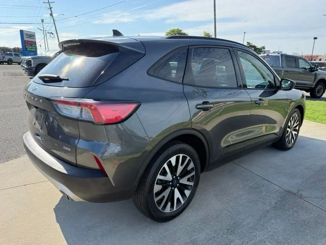 Used 2020 Gray Ford SE Sport image 11