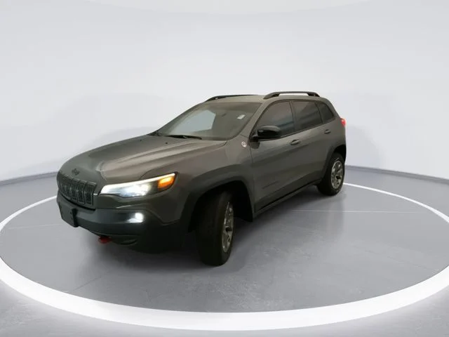 Used 2022 Gray Jeep Trailhawk image 8