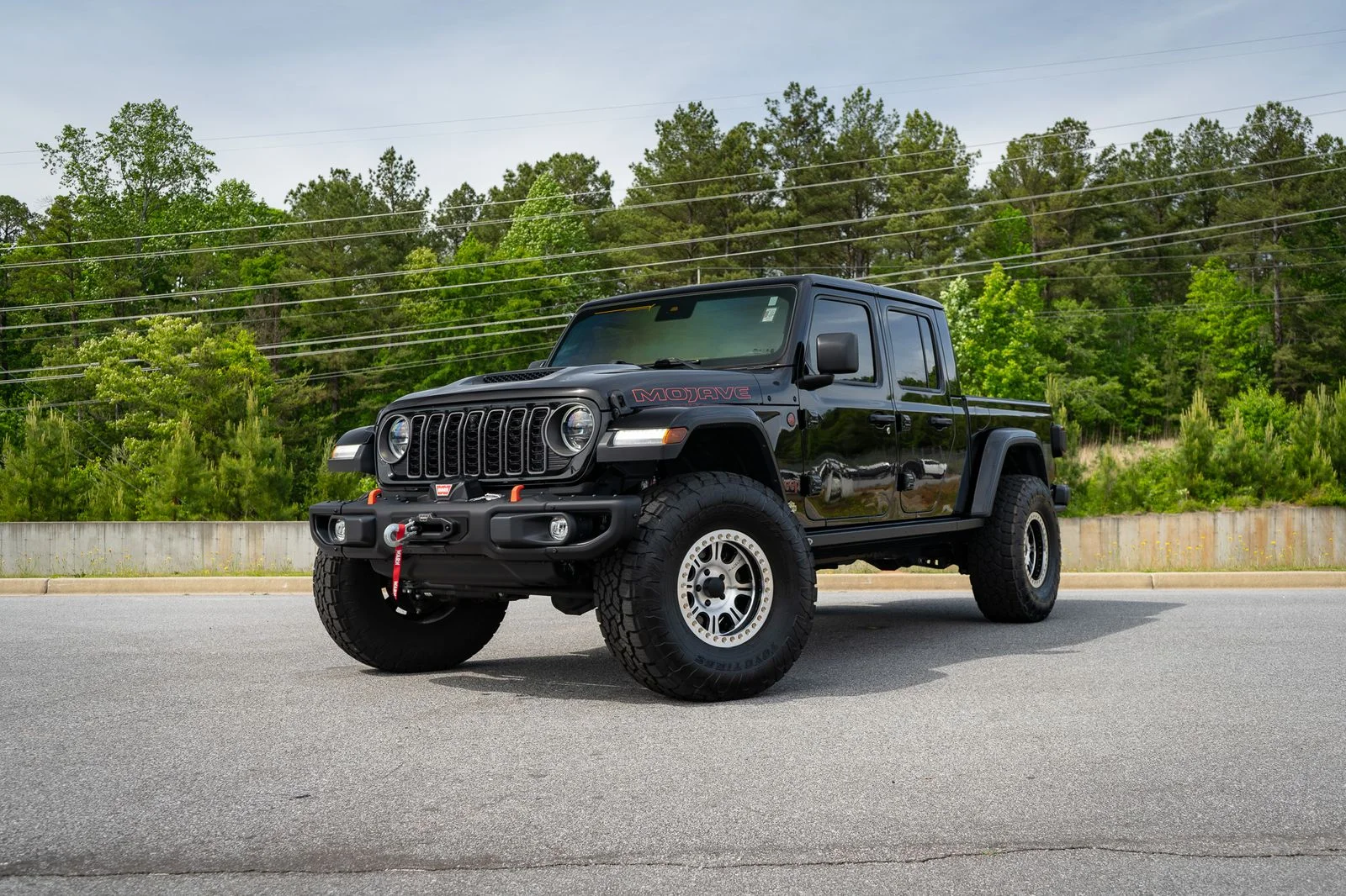 2024 Jeep Gladiator Mojave X's photo