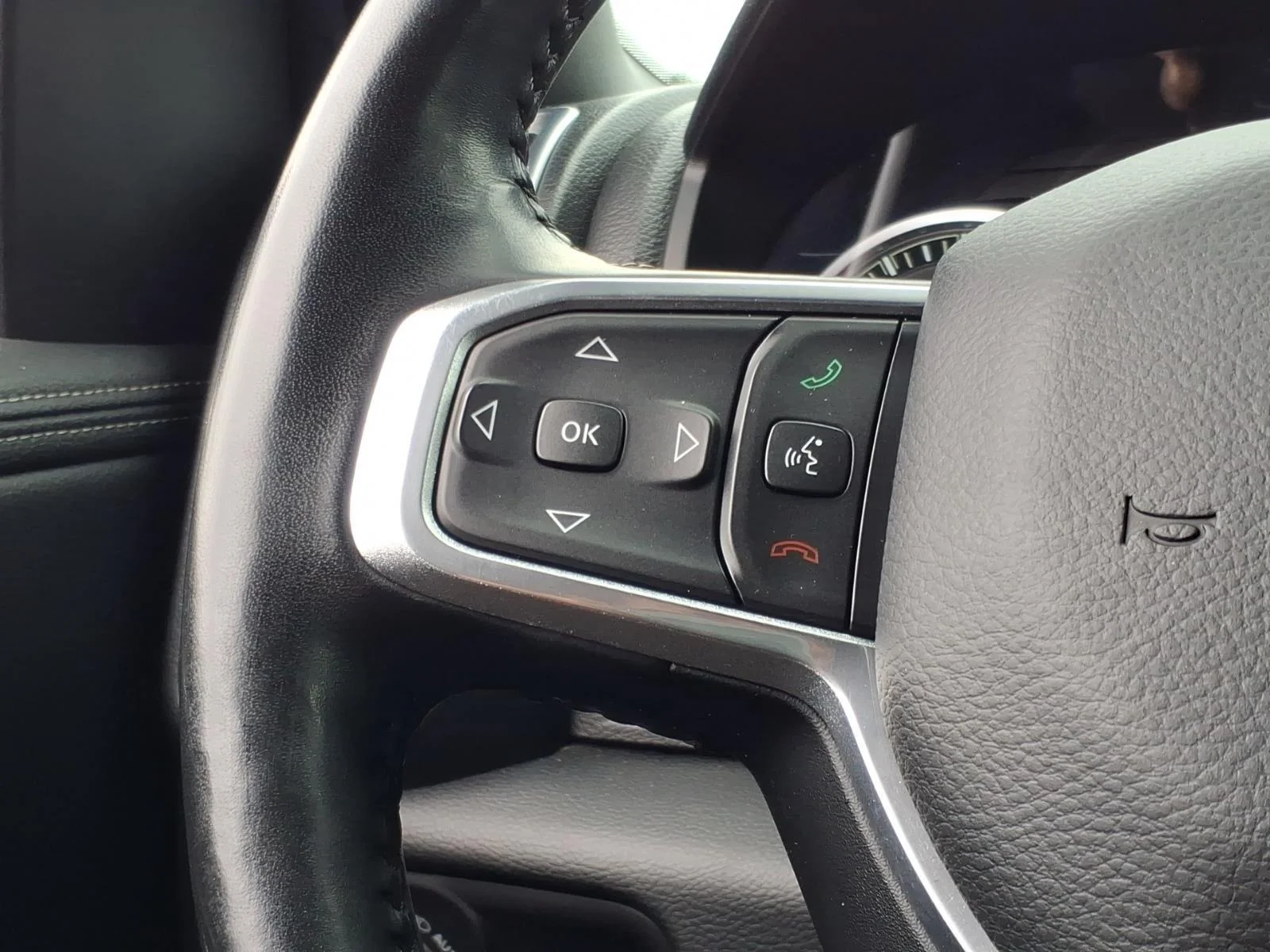 Used 2020 Bright White Clearcoat Ram Laramie image 30