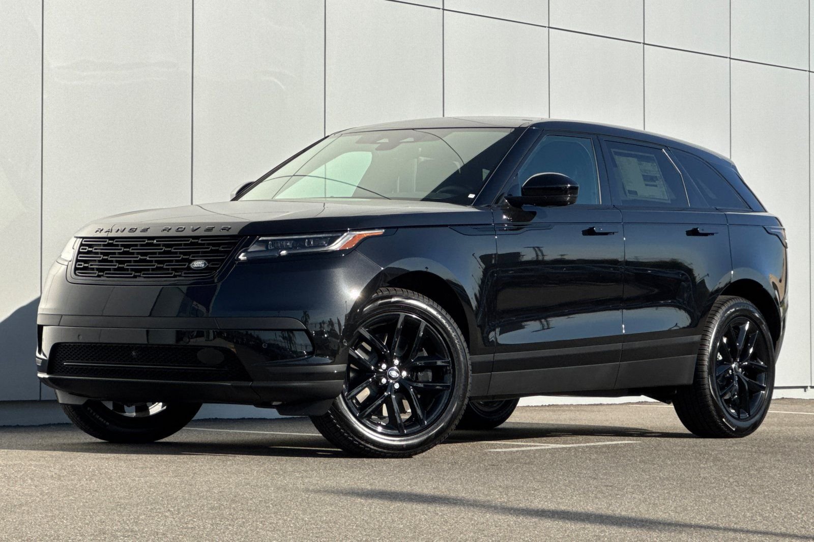2026 Land Rover Range Rover Velar
