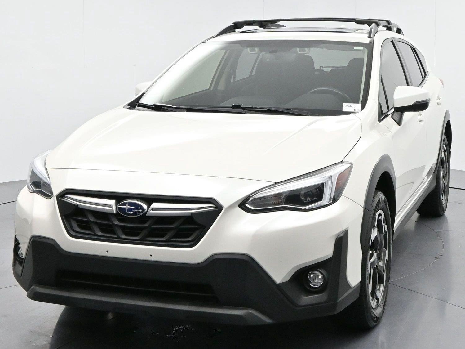 Used 2022 Crystal White Pearl Subaru Limited image 3