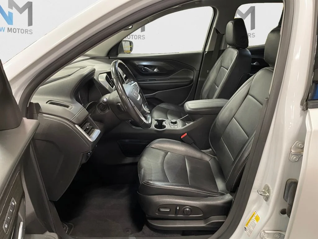 Used 2022 White Frost GMC SLT image 9