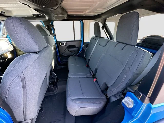 New 2026 Hydro Blue Pearl-Coat Exterior Paint Jeep Sport image 17