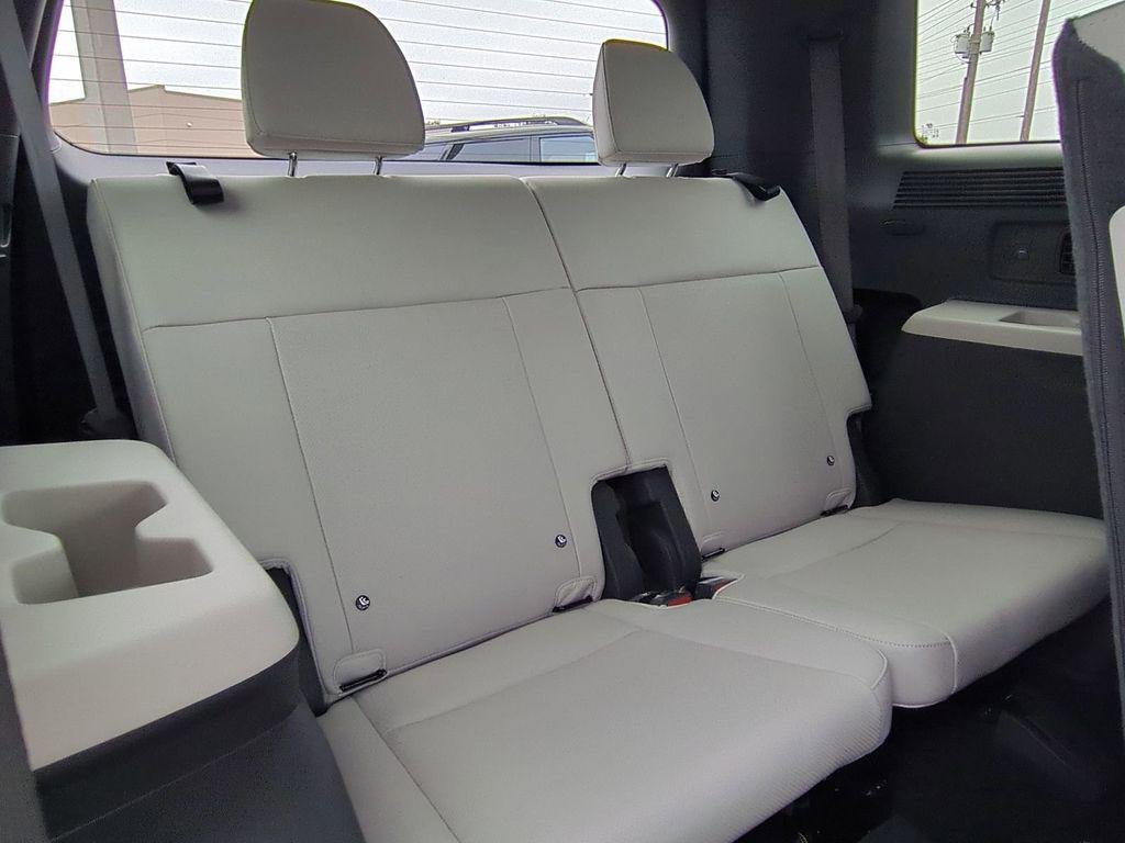 New 2026 White Hyundai SEL image 16