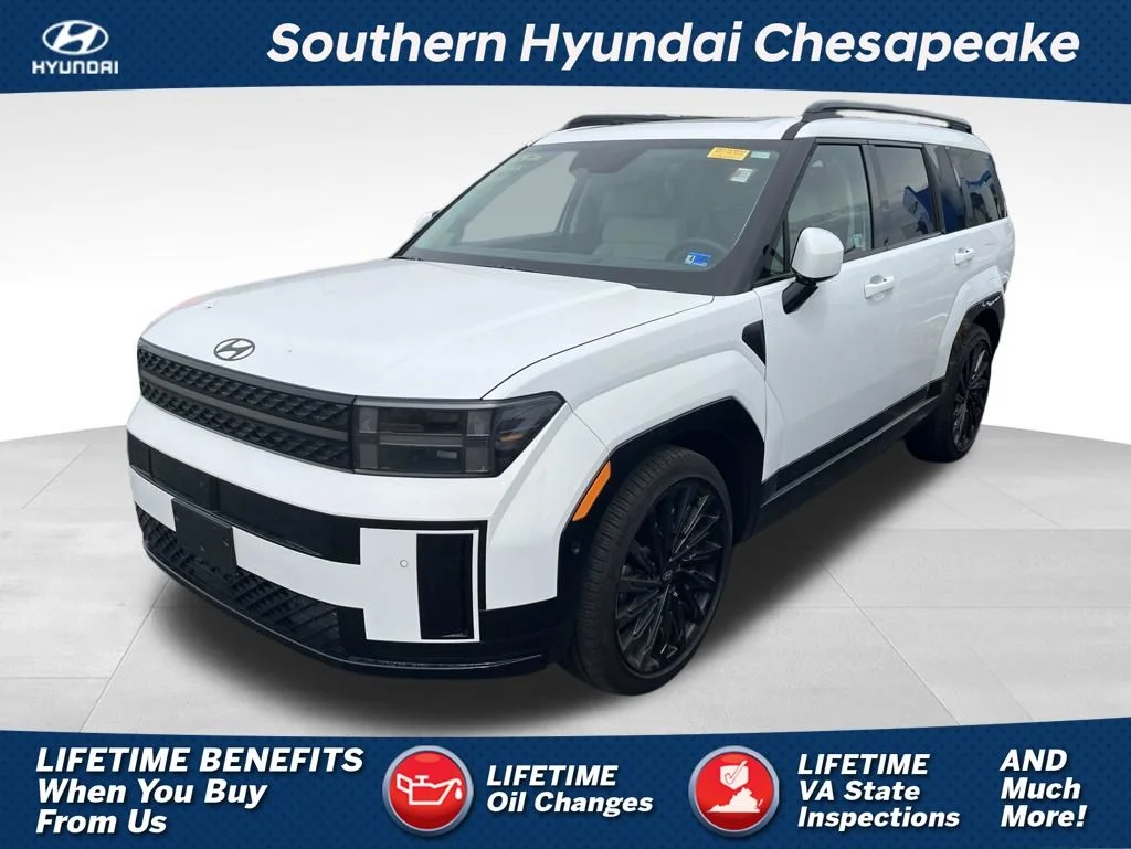 Used 2025 White Hyundai Calligraphy image 1
