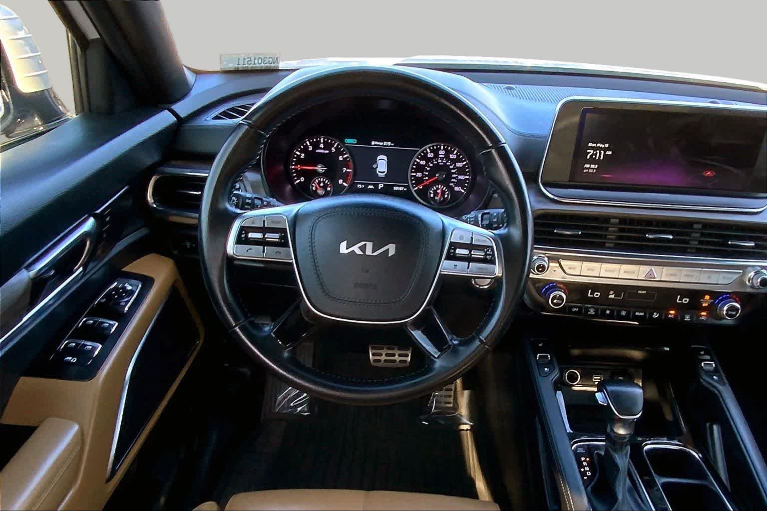 Used 2022 Glacial White Pearl Kia SX image 6