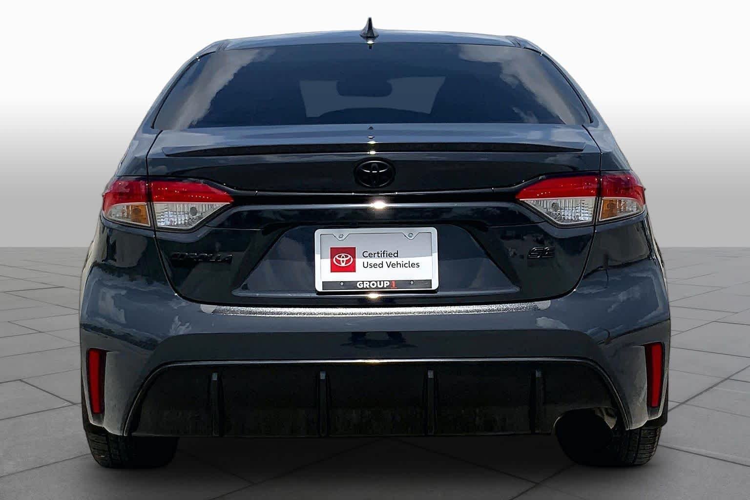 Used 2025 Underground Toyota SE image 5
