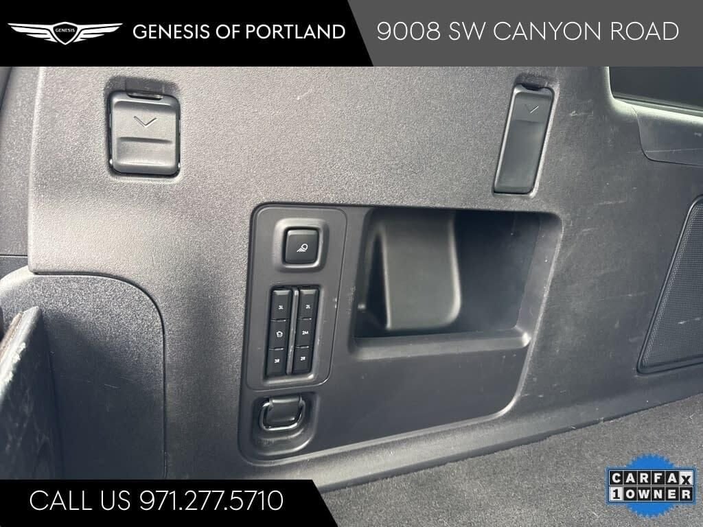 Used 2025 Blue Metallic Lincoln Reserve image 13