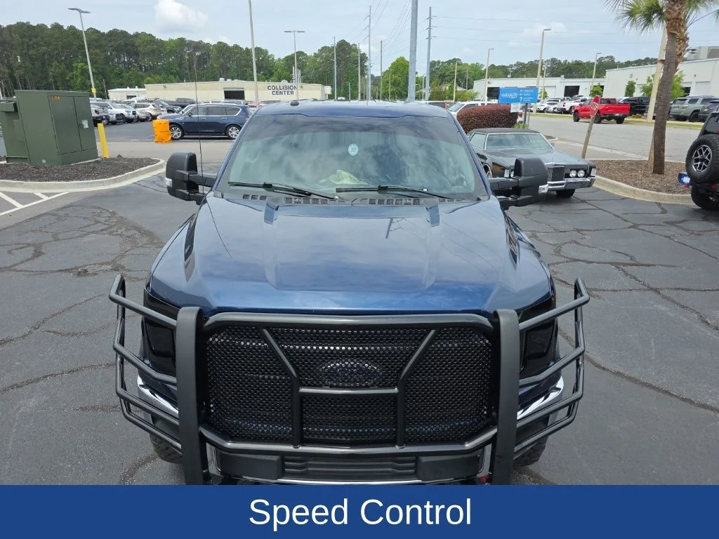 Used 2018 Blue Jeans Metallic Ford XLT image 3