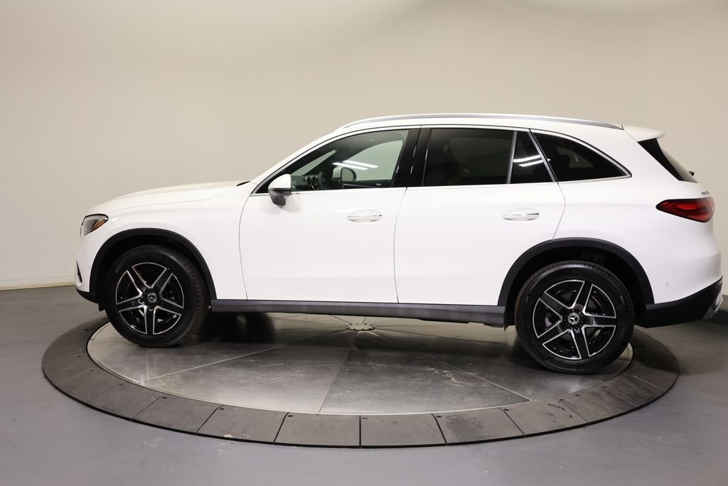 Used 2027 Polar White Mercedes-Benz GLC 300 image 4