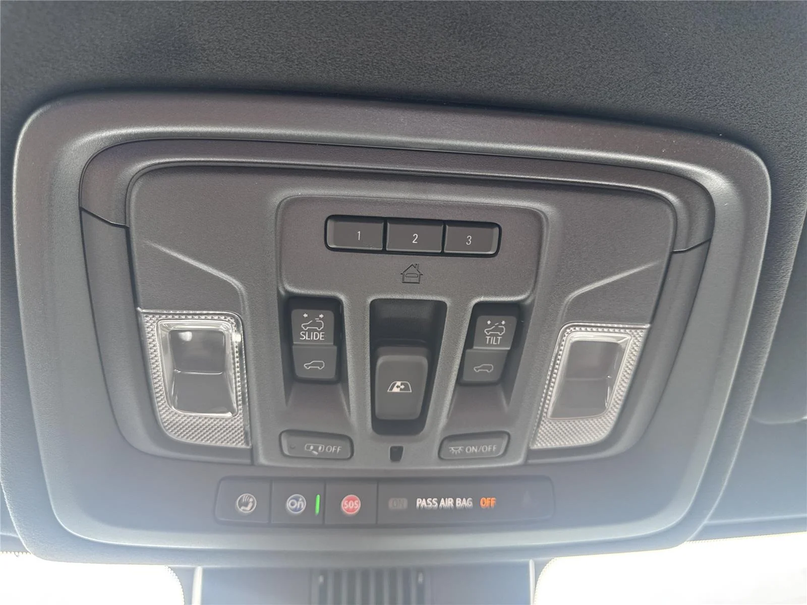 New 2026 Glacier White Tricoat GMC Denali Ultimate image 29
