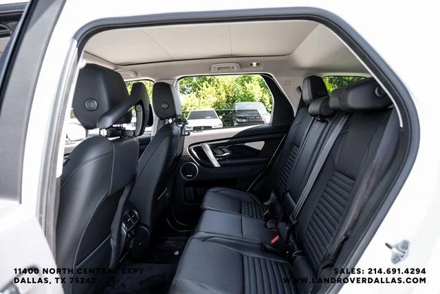 Certified Used 2025 Fuji White Land Rover S image 39