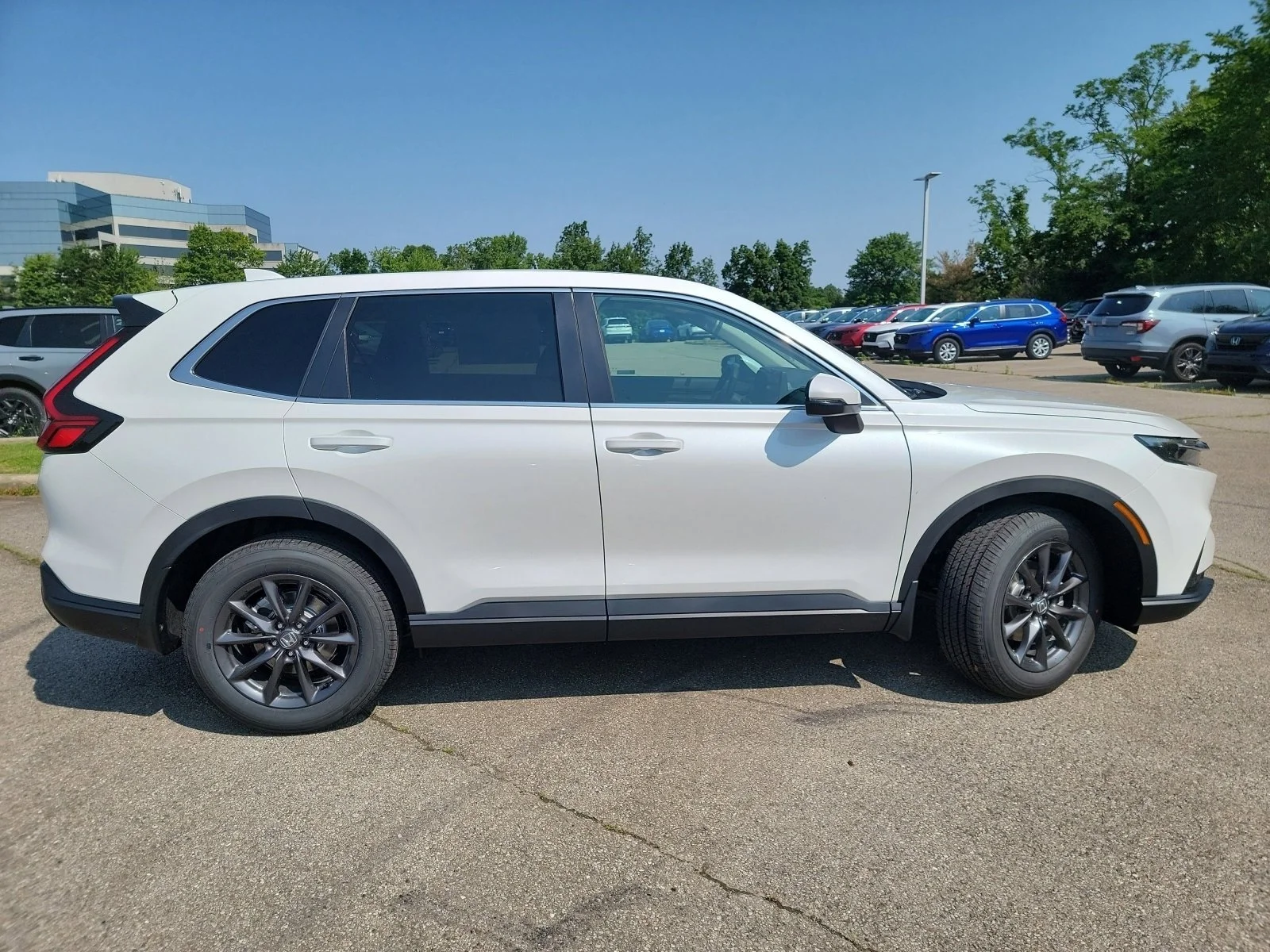 New 2026 Platinum White Pearl Honda EX-L image 29