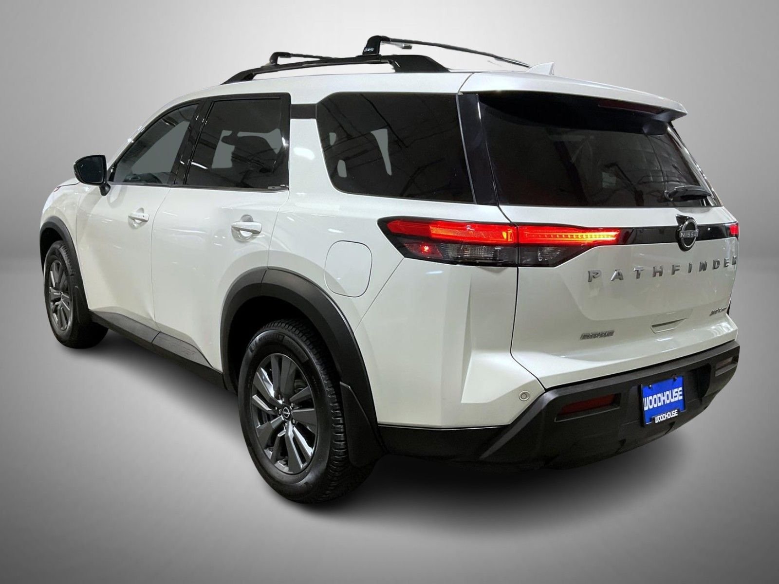 Used 2024 White Nissan SV image 7