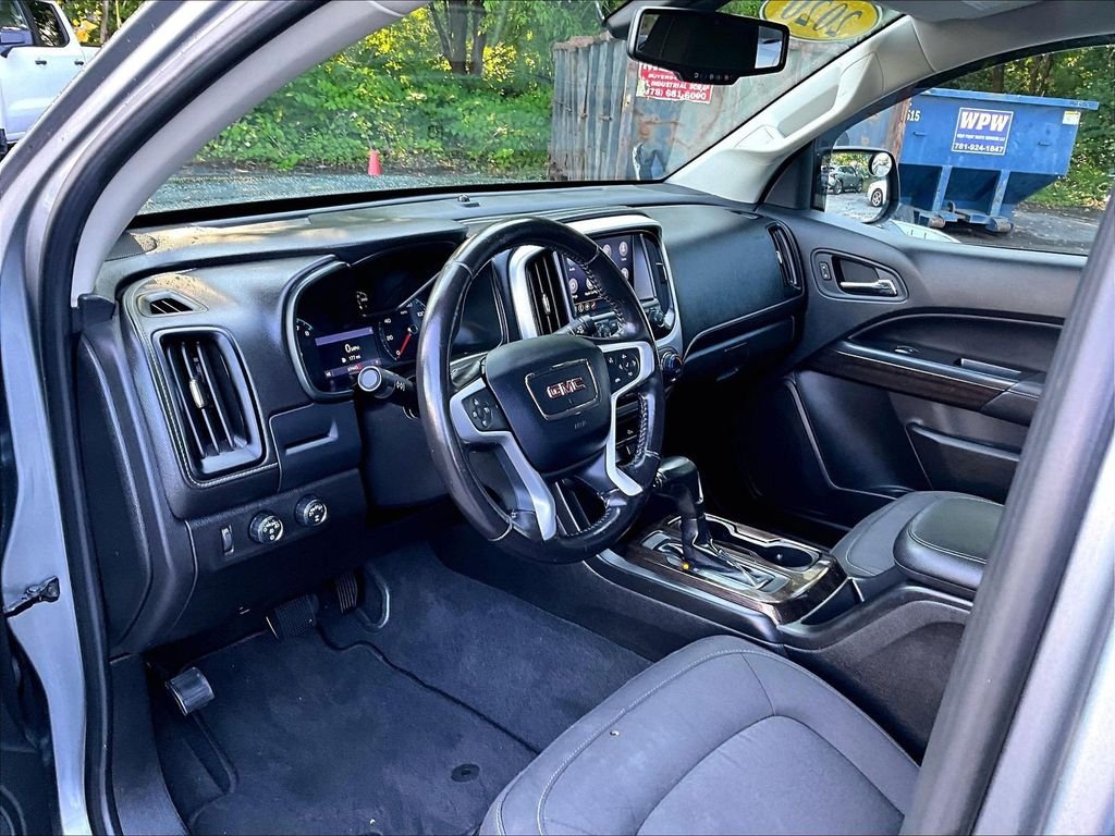 Used 2020 Gray GMC SLE1 image 8