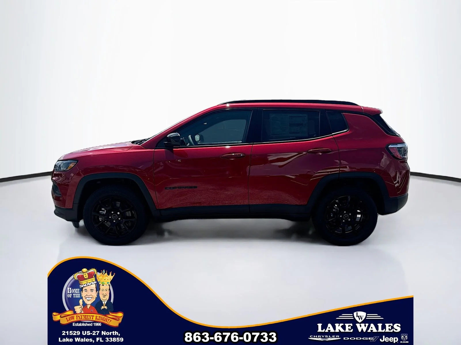 New 2026 Red Hot Pearl-Coat Exterior Paint Jeep Latitude image 3