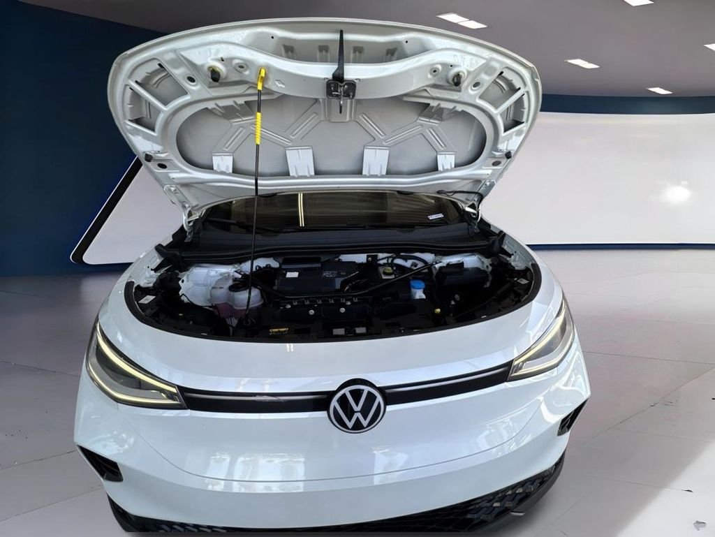 Used 2023 White Volkswagen Pro S image 18