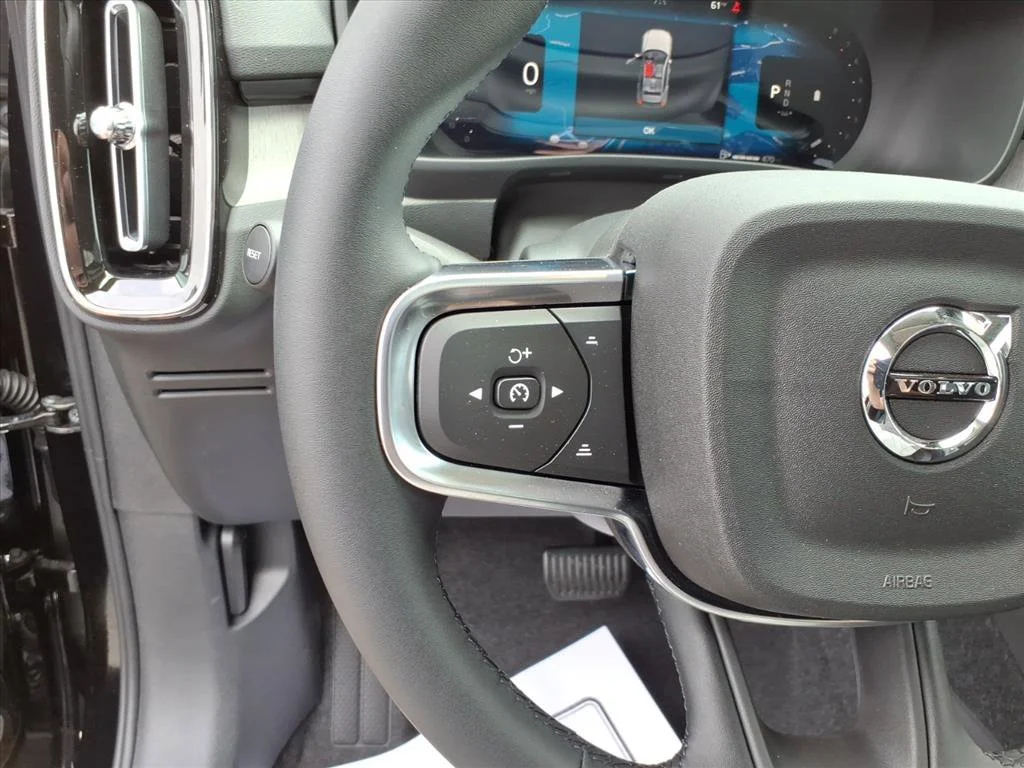 New 2026 Onyx Black Volvo Core image 16