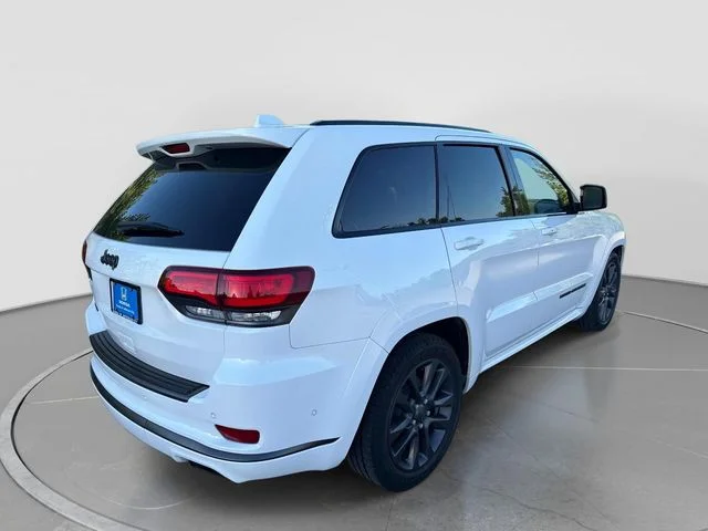 Used 2018 White Jeep Overland image 6
