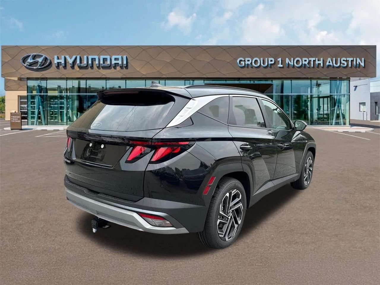 New 2026 Phantom Black Hyundai SEL Plus FWD image 5