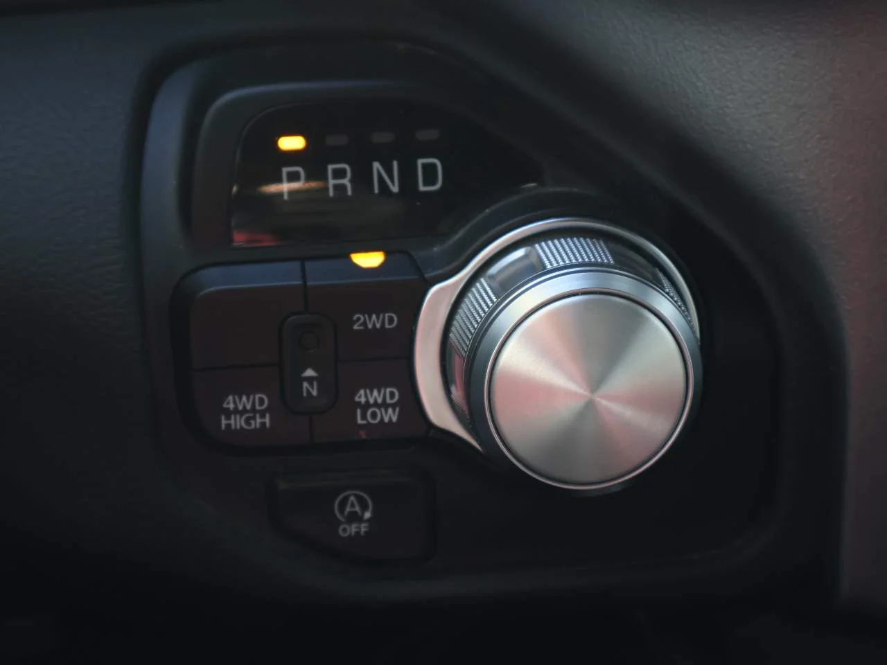 2024 RAM Ram 1500 Pickup Laramie - Photo 16