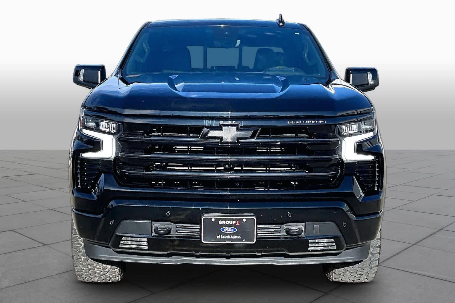Used 2024 Black Chevrolet High Country image 6