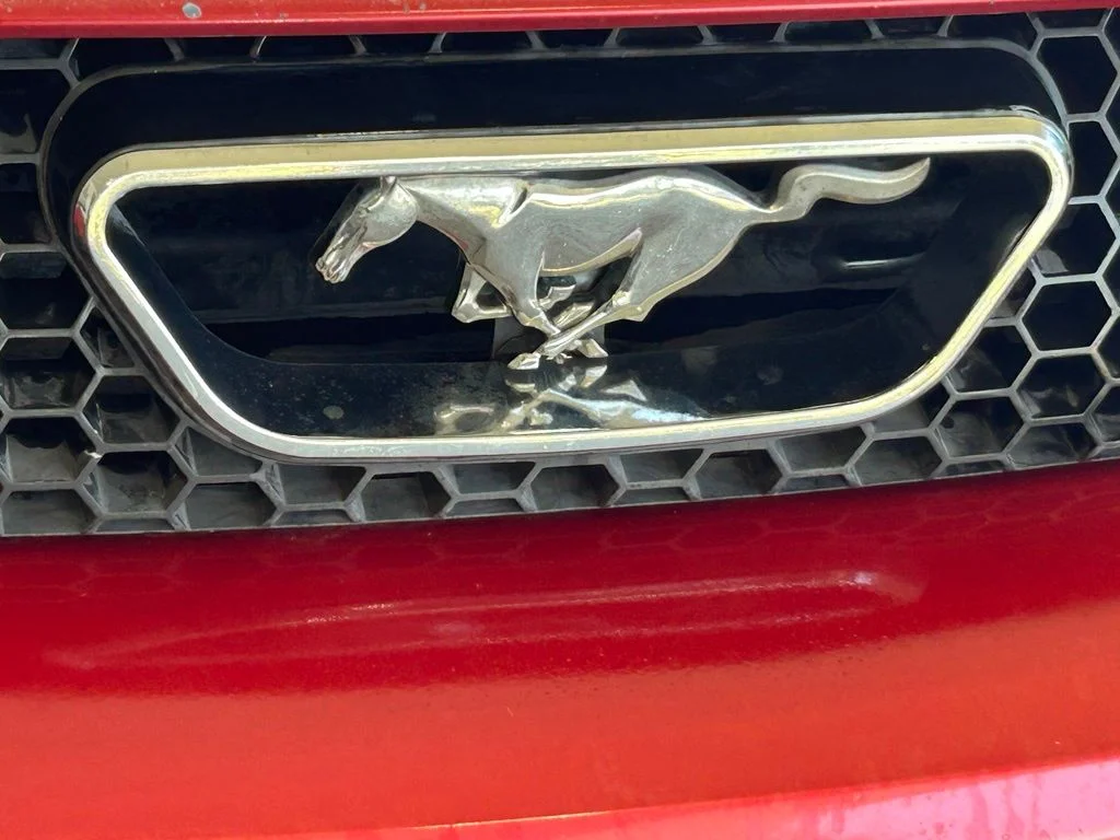 Used 2003 Red Ford V6 image 16