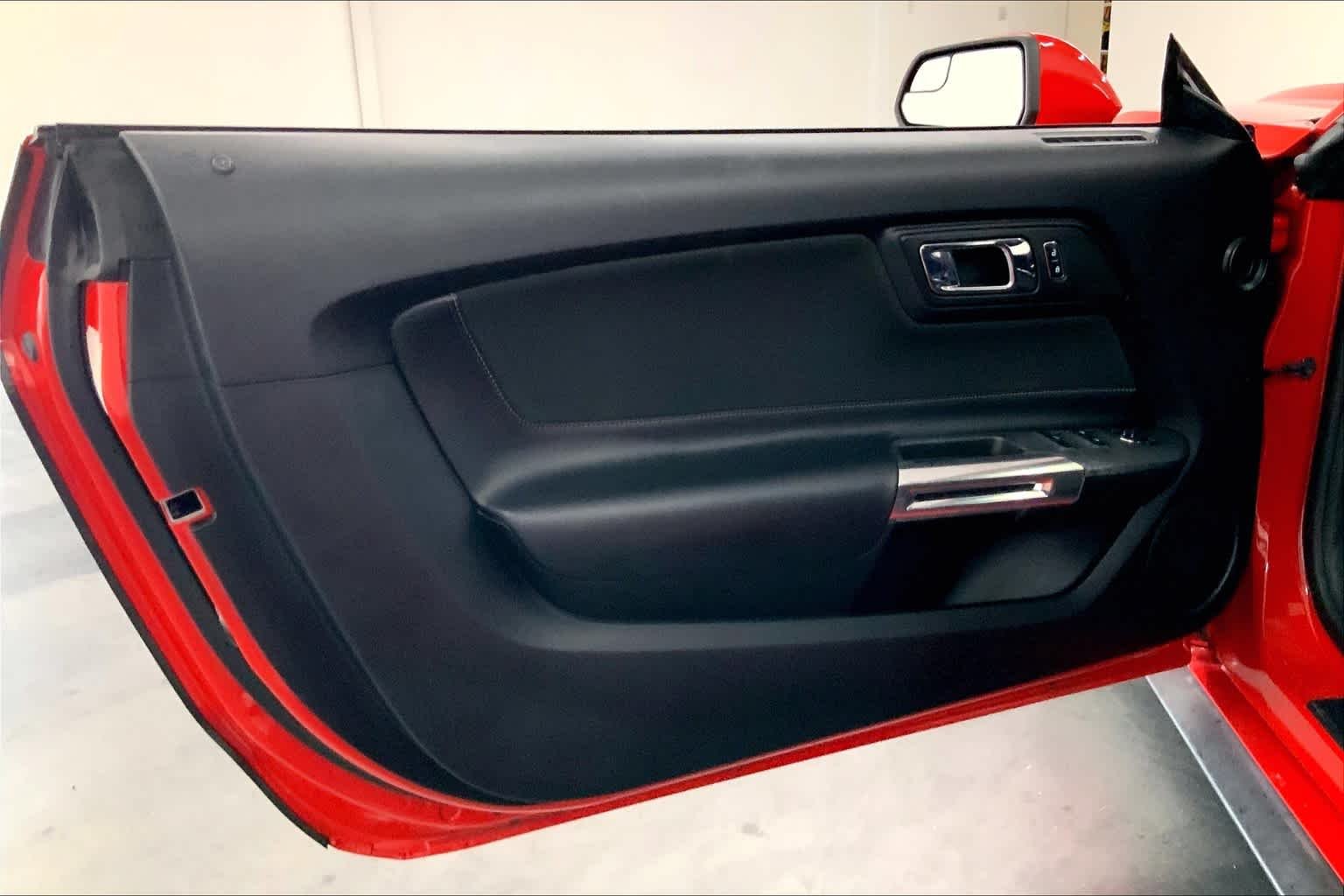 Used 2016 Race Red Ford V6 image 16