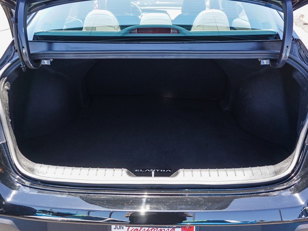 Used 2024 Black Hyundai SE image 24