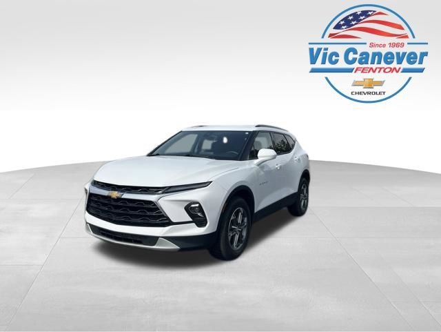 2023 Chevrolet Blazer 2.0T 2LT AWD's photo
