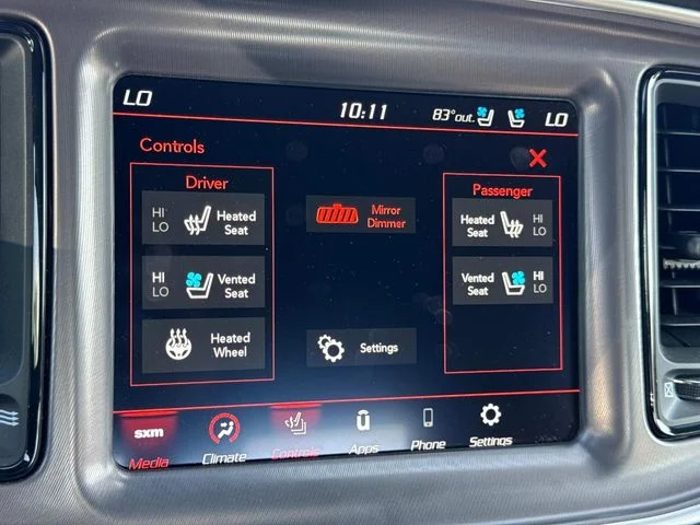 Used 2022 Green Dodge SXT image 33
